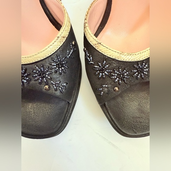 Prada Vintage Black Leather floral Beaded open toe platform Wedge Sandals EU 39 - Picture 5 of 9